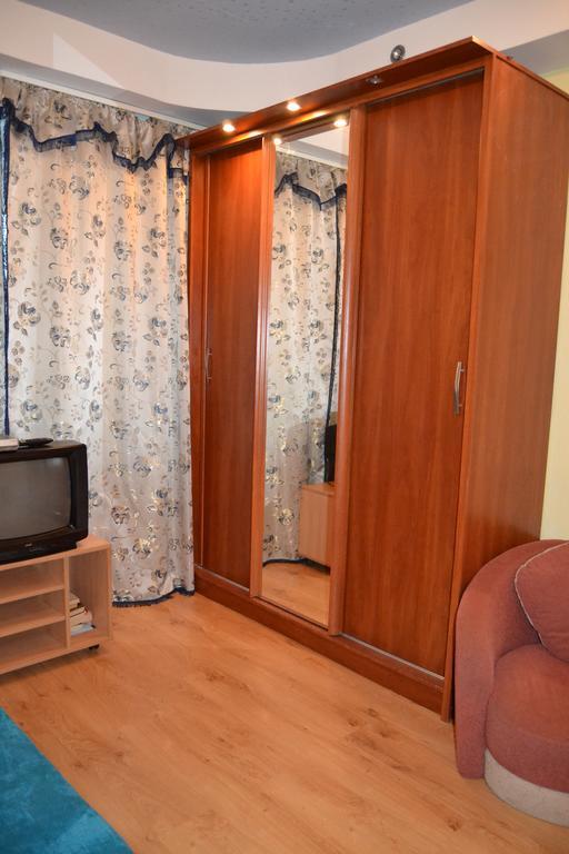 Apartment On Peremogy Square كييف المظهر الخارجي الصورة